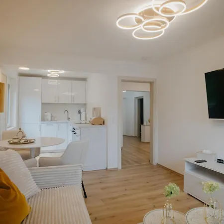 De Luxe Kramer 公寓 *